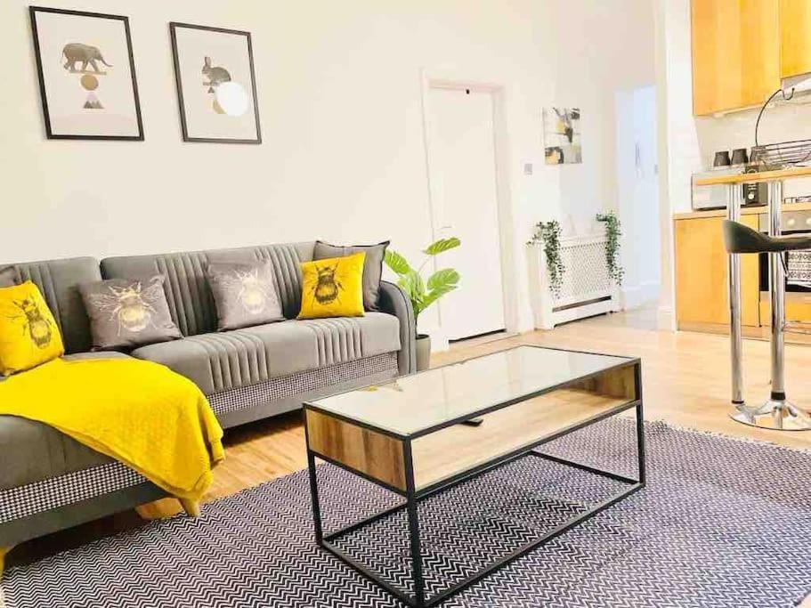 Lovely 2 Bedroom Apartment In Chelsea Sw3 London Exterior photo